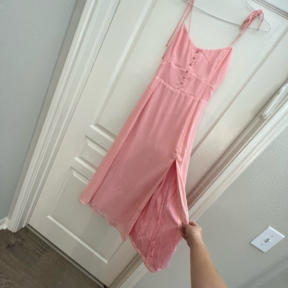 Abercrombie & Fitch Light Pink Flowy Crepe Midi Dress with Front Bodice Detail
